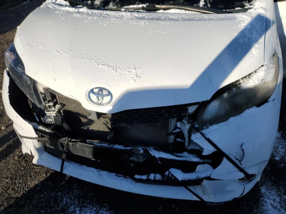 2012 Toyota Sienna SE with VIN 5TDXK3DC5CS214658, listed as a Copart auction lot 49622925 with 120,693 mi miles and Salvage title. Bid and sale history available at DreamBid. Image 12.