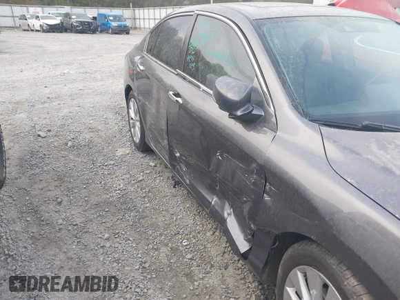 2014 Honda Accord EX-L with VIN 1HGCR2F81EA039470, listed as a IAAI auction lot 41948055 with 207,279 mi miles and . Bid and sale history available at carsss.com. Image 6.
