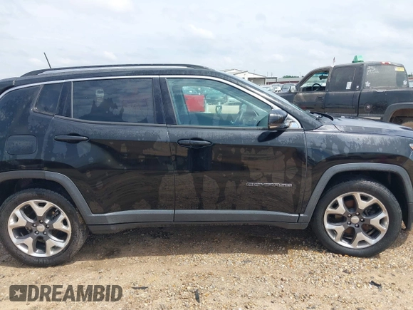 2018 Jeep Compass Limited with VIN 3C4NJCCB4JT329208, listed as a IAAI auction lot 42161515 with 72,512 mi miles and . Bid and sale history available at DreamBid. Image 12.