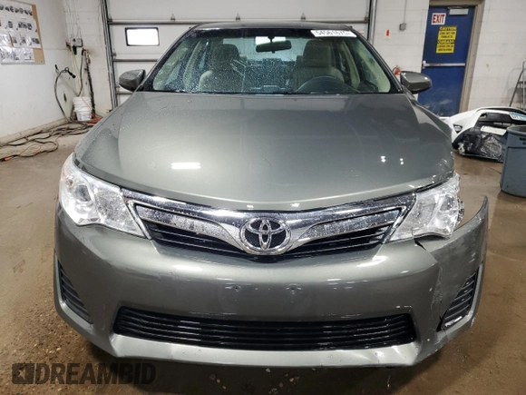 2014 Toyota Camry L with VIN 4T4BF1FK1ER366038, listed as a Copart auction lot 54561675 with 48,372 mi miles and Salvage Title. Bid and sale history available at DreamBid. Image 5.