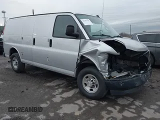 2018 Chevrolet Express Cargo Van with VIN 1GCWGAFG4J1272563, listed as a IAAI auction lot 41107558 with 1 mi miles. Bid and sale history available at carsss.com. Image 1.