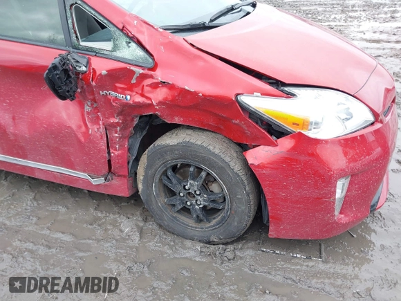 2015 Toyota Prius Four with VIN JTDKN3DUXF0432788, listed as a IAAI auction lot 41731133 with 113,356 mi miles. Bid and sale history available at carsss.com. Image 6.