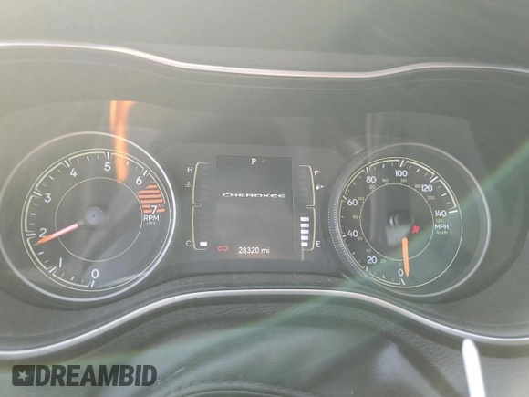 2021 Jeep Cherokee Altitude z VIN 1C4PJMLB9MD228061, wystawiony jako Copart lot #59392625 z przebiegiem 28 320 mil mil oraz Szkoda całkowita • Salvage title. Historia ofert i sprzedaży dostępna na DreamBid. Obrazek 9.