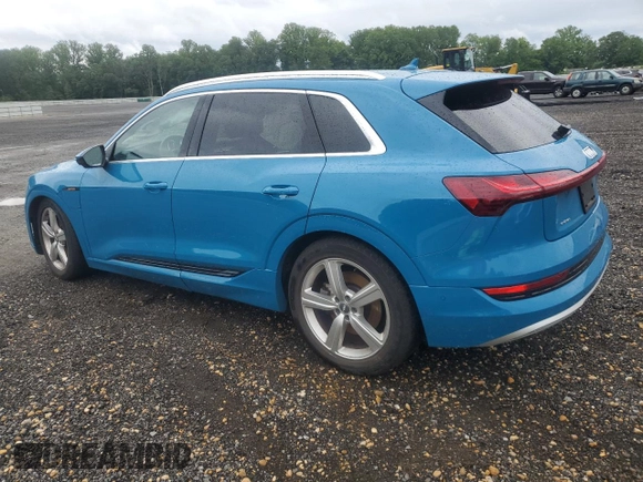 2019 Audi e-tron Premium Plus с VIN WA1LAAGE7KB013766, выставлен на аукционе Copart как лот 57432775 с пробегом 18 657 миль миль и Списание • Salvage title. История ставок и продаж доступна на DreamBid. Изображение 2.