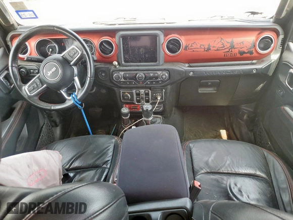 2018 Jeep Wrangler Unlimited Rubicon with VIN 1C4HJXFG6JW166731, listed as a Copart auction lot 56997385 with 117,713 mi miles and Salvage title. Bid and sale history available at DreamBid. Image 8.