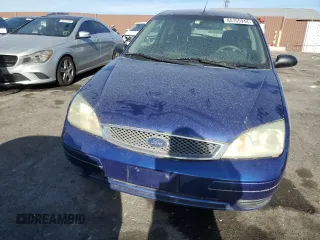 2005 Ford Focus S with VIN 3FAFP31N95R107868, listed as a Copart auction lot 85765944 with 189,739 mi miles and Salvage Title. Bid and sale history available at carsss.com. Image 5.