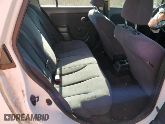 2010 Nissan Versa 1.6 with VIN 3N1CC1AP9AL390903, listed as a Copart auction lot 82046534 with 0 mi miles and Salvage Title. Bid and sale history available at carsss.com. Image 10.