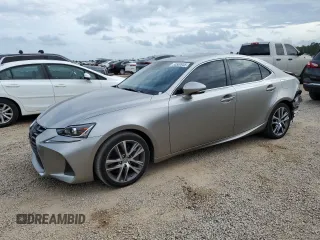 2018 Lexus IS 300 z VIN JTHBA1D27J5067821, wystawiony jako Copart lot #53500935 z przebiegiem 47 552 mil mil oraz Szkoda całkowita • Salvage title. Historia ofert i sprzedaży dostępna na DreamBid. Obrazek 1.