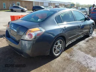 2009 Nissan Altima 2.5 with VIN 1N4AL21E99N541751, listed as a IAAI auction lot 41996070 with 183,596 mi miles. Bid and sale history available at carsss.com. Image 4.