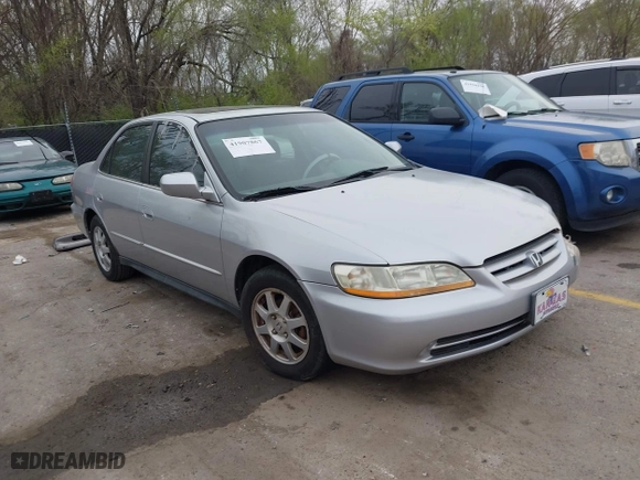 2002 Honda Accord Sdn SE with VIN 1HGCG66892A139616, listed as a IAAI auction lot 41907867 with 289,265 mi miles. Bid and sale history available at carsss.com. Image 1.