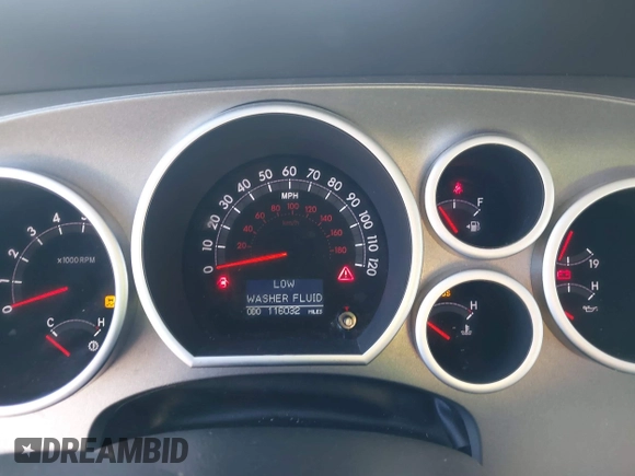 2016 Toyota Sequoia Limited with VIN 5TDJY5G16GS140022, listed as a IAAI auction lot 40995557 with 116,032 mi miles. Bid and sale history available at carsss.com. Image 7.