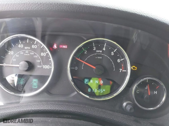 2018 Jeep Wrangler JK Sport with VIN 1C4AJWAG2JL830236, listed as a IAAI auction lot 41229139 with 81,315 mi miles. Bid and sale history available at carsss.com. Image 7.