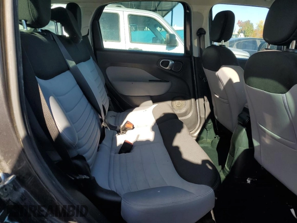 2014 FIAT 500L Easy with VIN ZFBCFABH7EZ024287, listed as a Copart auction lot 83227974 with 127,306 mi miles and Clean Title. Bid and sale history available at carsss.com. Image 10.
