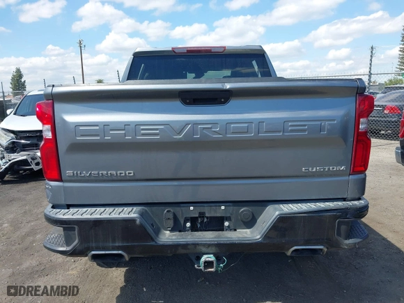 2019 Chevrolet Silverado 1500 Custom Trail Boss with VIN 1GCPYCEF8KZ348035, listed as a IAAI auction lot 41895464 with 1 mi miles. Bid and sale history available at carsss.com. Image 16.
