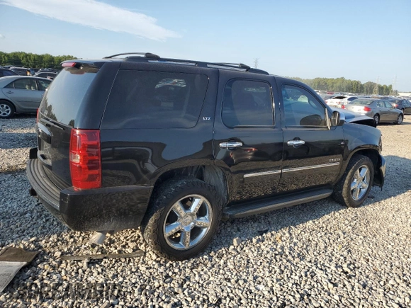 2014 Chevrolet Tahoe LTZ z VIN 1GNSCCE0XER103558, wystawiony jako Copart lot #67590424 z przebiegiem Nie podano mil oraz Szkoda całkowita • Salvage title. Historia ofert i sprzedaży dostępna na DreamBid. Obrazek 3.
