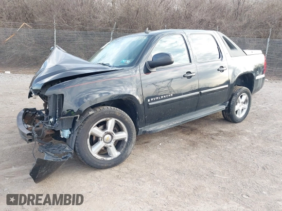 2007 Chevrolet Avalanche 3LT z VIN 3GNFK12337G114301, wystawiony jako IAAI lot #41608771 z przebiegiem Nie podano mil oraz . Historia ofert i sprzedaży dostępna na DreamBid. Obrazek 18.