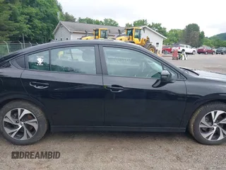 2024 Subaru Legacy Premium с VIN 4S3BWAF63R3020456, выставлен на аукционе IAAI как лот 42423143 с пробегом 7 478 миль миль и . История ставок и продаж доступна на DreamBid. Изображение 13.