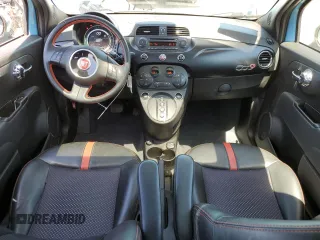 2015 FIAT 500e с VIN 3C3CFFGE2FT685425, выставлен на аукционе Copart как лот 62751915 с пробегом 48 372 миль миль и Списание • Salvage title. История ставок и продаж доступна на DreamBid. Изображение 8.