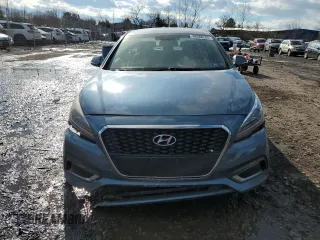 2016 Hyundai Sonata Hybrid SE with VIN KMHE24L19GA016614, listed as a Copart auction lot 89388265 with 136,028 mi miles and Salvage Title. Bid and sale history available at carsss.com. Image 5.