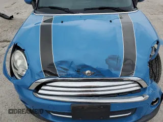 2014 MINI Convertible z VIN WMWZN3C57ET570016, wystawiony jako Copart lot #54565815 z przebiegiem 74 742 mil mil oraz Szkoda całkowita • Salvage title. Historia ofert i sprzedaży dostępna na DreamBid. Obrazek 11.