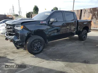 2023 Chevrolet Silverado 1500 LT Trail Boss with VIN 3GCUDFED8PG364449, listed as a Copart auction lot 79680004 with 13,637 mi miles and Salvage Title. Bid and sale history available at DreamBid. Image 1.