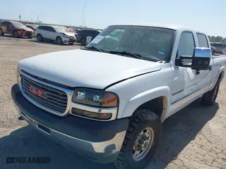 2002 GMC Sierra 2500HD SLE with VIN 1GTHK23U42F250039, listed as a IAAI auction lot 41859816 with 259,830 mi miles. Bid and sale history available at carsss.com. Image 17.