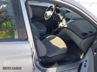 2016 Hyundai Accent SE with VIN KMHCT4AE5GU946079, listed as a IAAI auction lot 41635269 with 120,819 mi miles. Bid and sale history available at carsss.com. Image 5.