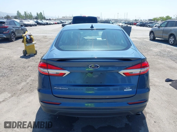 2019 Ford Fusion SE with VIN 3FA6P0HD6KR177660, listed as a IAAI auction lot 42164831 with 66,585 mi miles and . Bid and sale history available at DreamBid. Image 17.
