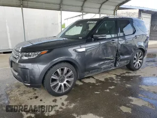 2017 Land Rover Discovery HSE Luxury with VIN SALRHBBV4HA047129, listed as a Copart auction lot 50102465 with 86,800 mi miles and Salvage Title. Bid and sale history available at carsss.com. Image 1.