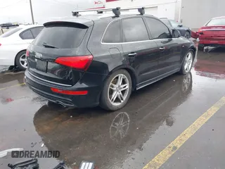 2016 Audi Q5 Premium Plus z VIN WA1D7AFPXGA110429, wystawiony jako IAAI lot #42247612 z przebiegiem 151 250 mil mil oraz . Historia ofert i sprzedaży dostępna na DreamBid. Obrazek 4.