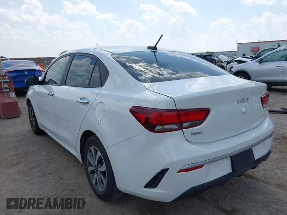 2023 Kia Rio S z VIN 3KPA24AD7PE550899, wystawiony jako IAAI lot #41882407 z przebiegiem 24 966 mil mil oraz . Historia ofert i sprzedaży dostępna na DreamBid. Obrazek 3.
