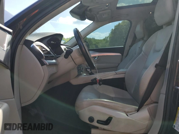 2016 Volvo XC90 T6 Momentum with VIN YV4A22PK1G1033561, listed as a Copart auction lot 57315705 with 149,568 mi miles and Clean title. Bid and sale history available at DreamBid. Image 7.