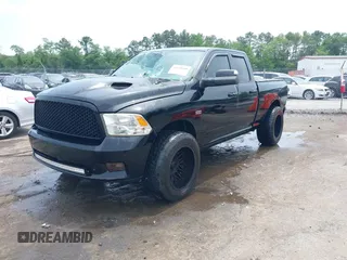 2012 Ram 1500 Sport z VIN 1C6RD7HT1CS300133, wystawiony jako IAAI lot #42248688 z przebiegiem 160 675 mil mil oraz . Historia ofert i sprzedaży dostępna na DreamBid. Obrazek 2.