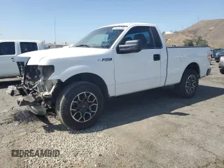 2014 Ford F-150 XL with VIN 1FTMF1CF4EFC51825, listed as a Copart auction lot 61225735 with 92,524 mi miles and Salvage title. Bid and sale history available at DreamBid. Image 1.