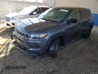 2024 Jeep Compass Sport with VIN 3C4NJDAN0RT143101, listed as a Copart auction lot 46900365 with 1,518 mi miles and Clean Title. Bid and sale history available at carsss.com. Image 1.