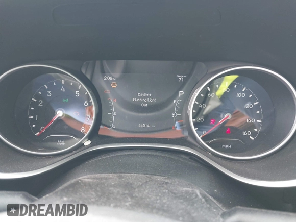 2018 Jeep Compass Altitude with VIN 3C4NJDBBXJT453197, listed as a IAAI auction lot 41955264 with 44,014 mi miles and . Bid and sale history available at carsss.com. Image 7.