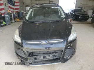 2013 Ford Escape SE z VIN 1FMCU0GX8DUD64374, wystawiony jako Copart lot #49647345 z przebiegiem 166 529 mil mil oraz Szkoda całkowita • Salvage title. Historia ofert i sprzedaży dostępna na DreamBid. Obrazek 5.