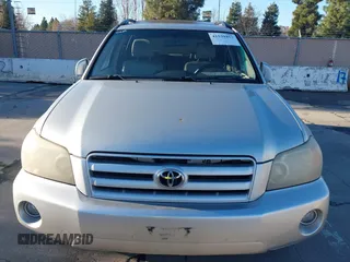 2004 Toyota Highlander z VIN JTEDP21A640004670, wystawiony jako IAAI lot #41539453 z przebiegiem 244 951 mil mil oraz . Historia ofert i sprzedaży dostępna na DreamBid. Obrazek 6.