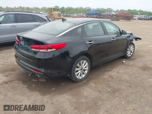 2017 Kia Optima LX z VIN 5XXGT4L36HG145802, wystawiony jako IAAI lot #42280279 z przebiegiem 74 512 mil mil oraz . Historia ofert i sprzedaży dostępna na DreamBid. Obrazek 4.