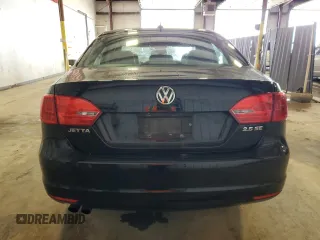 2013 Volkswagen Jetta SE with VIN 3VWBX7AJ2DM433307, listed as a Copart auction lot 56095105 with 247,383 mi miles and Salvage title. Bid and sale history available at DreamBid. Image 6.
