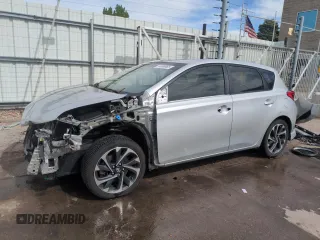 2016 Scion iM z VIN JTNKARJE8GJ518412, wystawiony jako Copart lot #56899965 z przebiegiem 66 833 mil mil oraz Szkoda całkowita • Salvage title. Historia ofert i sprzedaży dostępna na DreamBid. Obrazek 1.