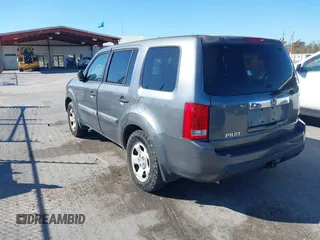 2011 Honda Pilot LX with VIN 5FNYF3H24BB022435, listed as a IAAI auction lot 41304933 with Not provided miles and . Bid and sale history available at DreamBid. Image 3.