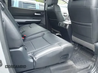 2016 Toyota Tundra SR5 z VIN 5TFDW5F15GX554763, wystawiony jako IAAI lot #42092776 z przebiegiem 141 522 mil mil oraz . Historia ofert i sprzedaży dostępna na DreamBid. Obrazek 8.