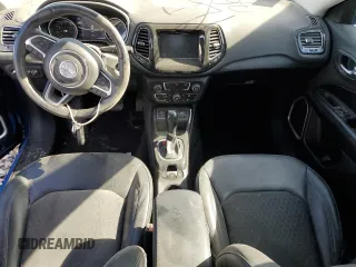 2019 Jeep Compass Altitude with VIN 3C4NJCBB8KT692274, listed as a Copart auction lot 49215135 with 84,503 mi miles and Salvage title. Bid and sale history available at DreamBid. Image 8.