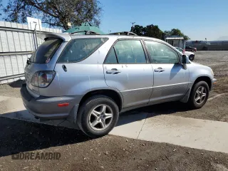 2001 Lexus RX 300 with VIN JTJGF10U110084110, listed as a Copart auction lot 77152374 with 268,127 mi miles and Clean Title. Bid and sale history available at carsss.com. Image 3.