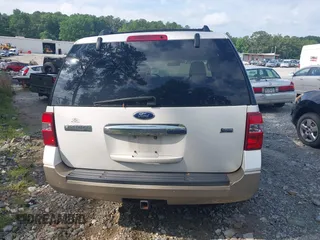 2013 Ford Expedition XLT с VIN 1FMJU1H5XDEF02260, выставлен на аукционе IAAI как лот 42467056 с пробегом 192 201 миль миль и . История ставок и продаж доступна на DreamBid. Изображение 16.