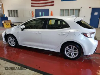 2022 Toyota Corolla Hatchback SE with VIN JTND4MBE4N3182793, listed as a Copart auction lot 69609184 with 21,813 mi miles and Salvage Title. Bid and sale history available at carsss.com. Image 2.