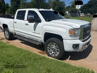 2016 GMC Sierra 2500HD Denali z VIN 1GT12UE84GF183401, wystawiony jako Copart lot #60241455 z przebiegiem 163 535 mil mil oraz Szkoda całkowita • Salvage title. Historia ofert i sprzedaży dostępna na DreamBid. Obrazek 1.