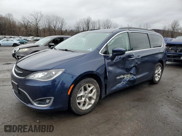 2018 Chrysler Pacifica Touring Plus with VIN 2C4RC1FG1JR178192, listed as a Copart auction lot 49412905 with 38,683 mi miles and Salvage Title. Bid and sale history available at DreamBid. Image 1.