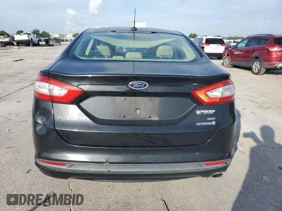 2013 Ford Fusion SE Hybrid с VIN 3FA6P0LU6DR157953, выставлен на аукционе Copart как лот 61175825 с пробегом 125 768 миль миль и Чистый • Clean title. История ставок и продаж доступна на DreamBid. Изображение 6.
